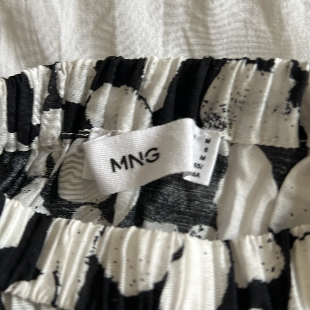 Mango Patterned Crop Tee - Picture 4 of 5